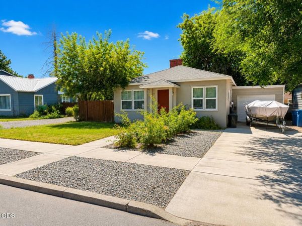 445 SE Fairview Street, Prineville, OR 97754