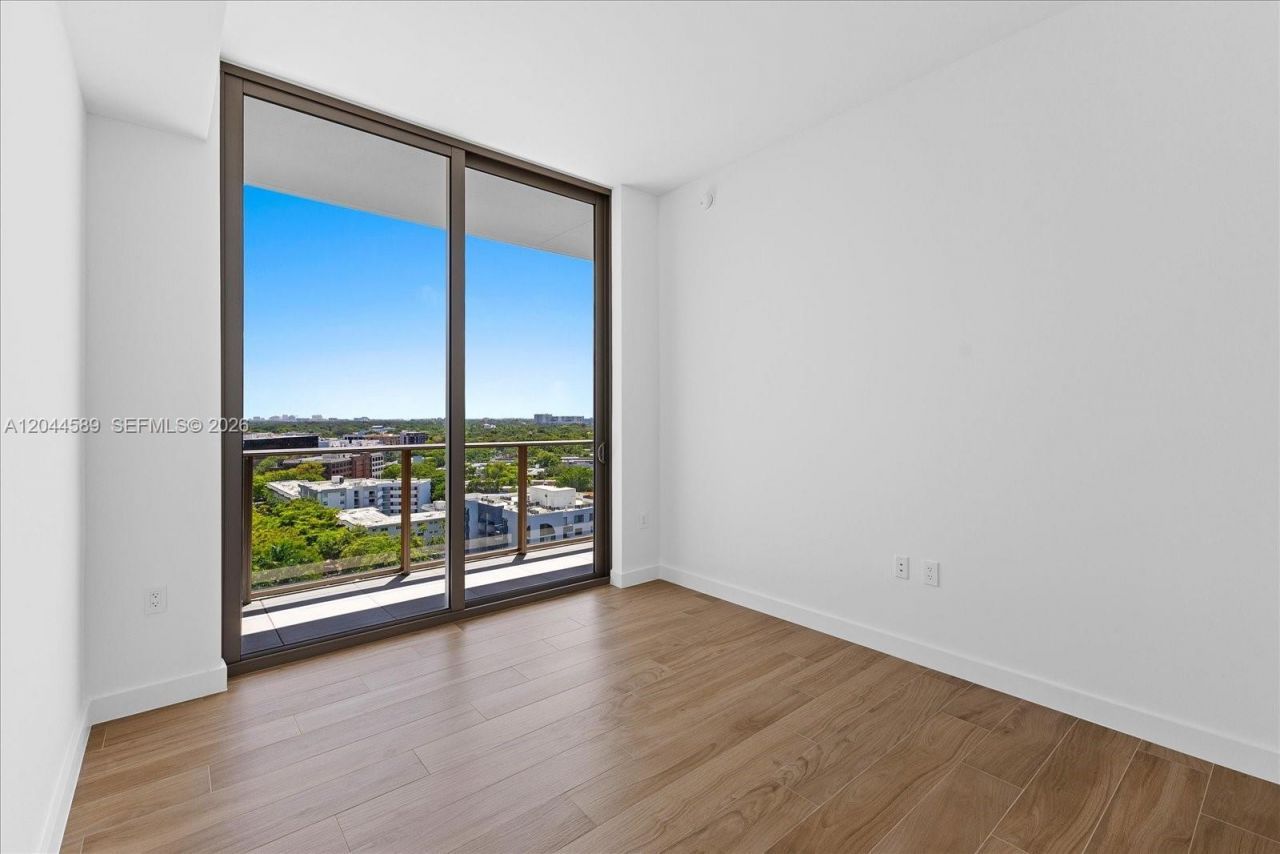 2678 Tigertail Ave , Unit 1001, Miami, FL 33133 Photo