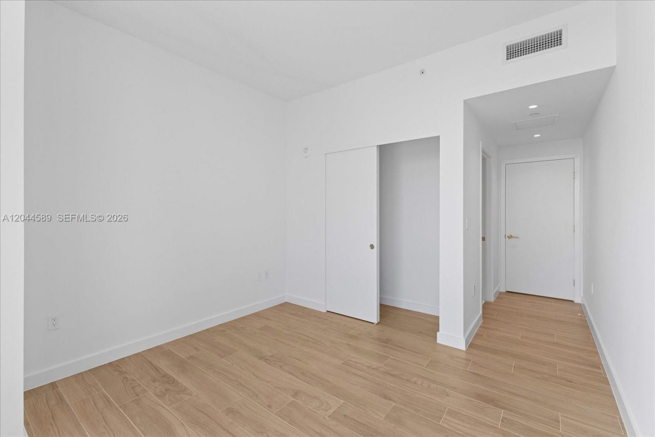 2678 Tigertail Ave , Unit 1001, Miami, FL 33133 Photo