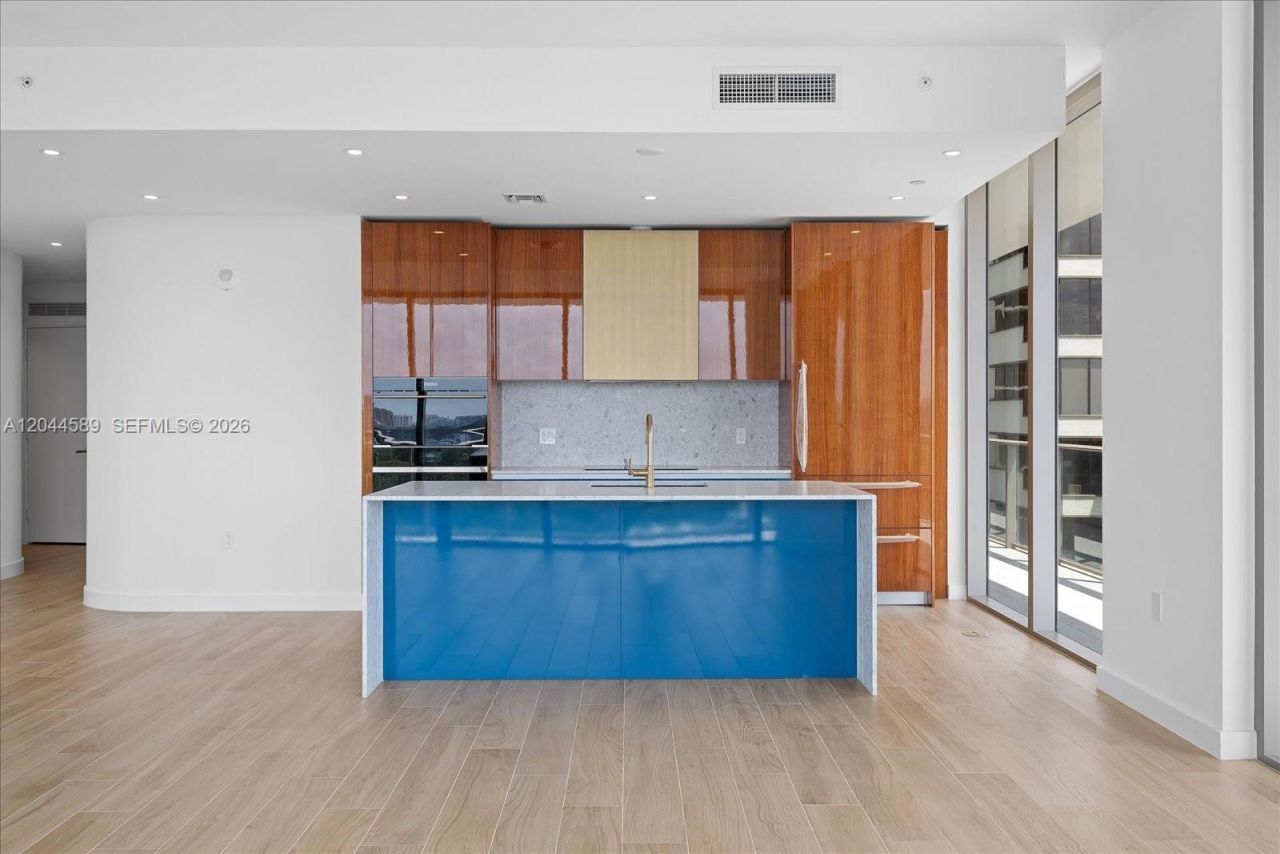 2678 Tigertail Ave , Unit 1001, Miami, FL 33133 Photo