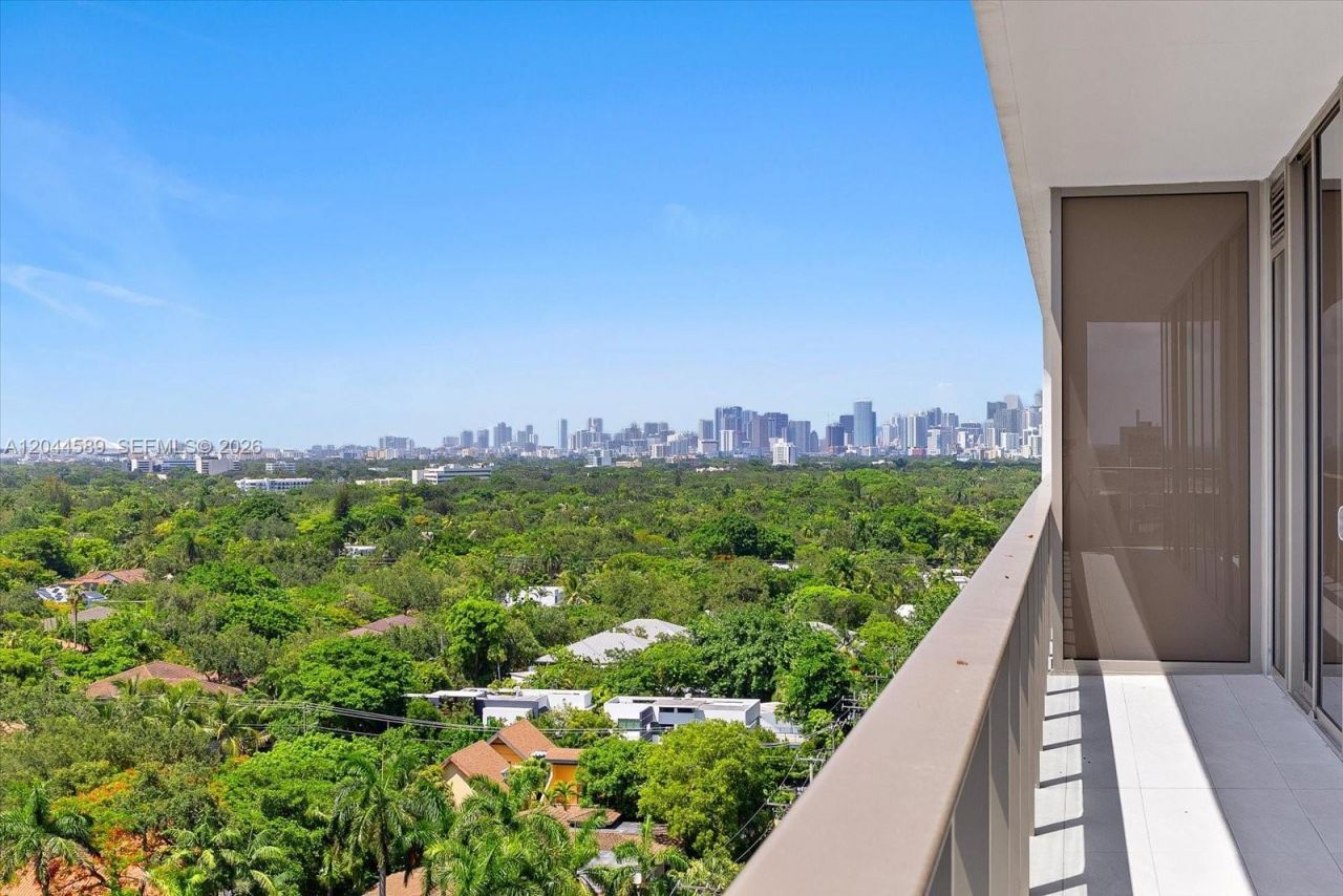 2678 Tigertail Ave , Unit 1001, Miami, FL 33133 Photo