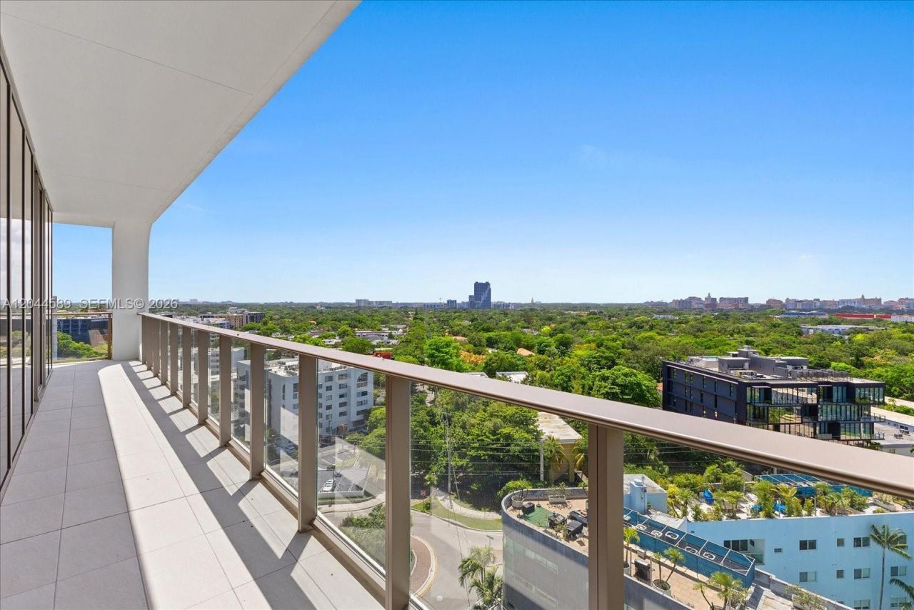 2678 Tigertail Ave , Unit 1001, Miami, FL 33133 Photo