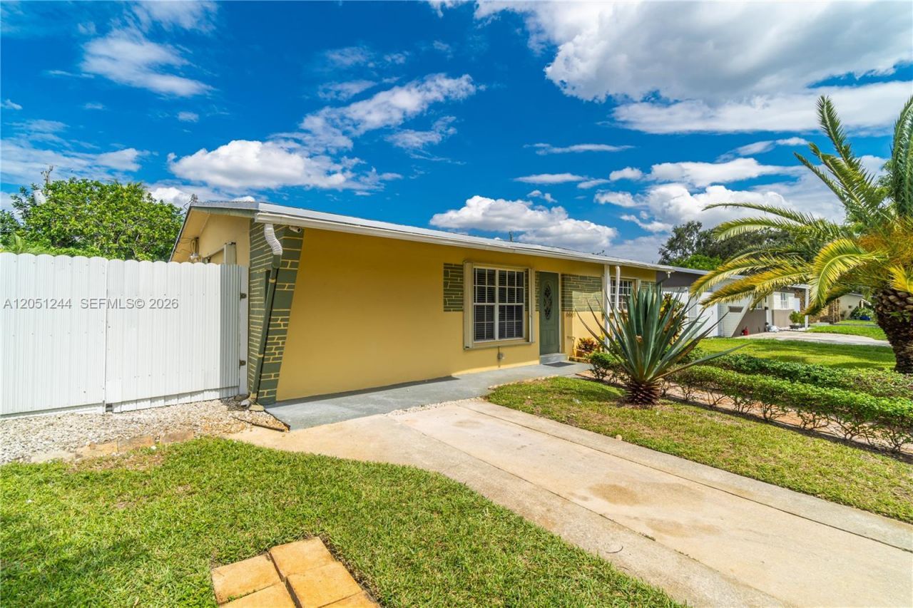 6661 Greene St, Hollywood, FL 33024 Photo