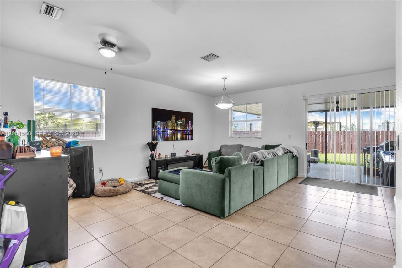 28381 SW 128th Pl , Homestead, FL 33033 Photo