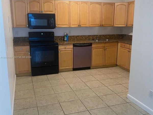 3173 Auburn Boulevard , Unit 202, Fort Lauderdale, FL 33312