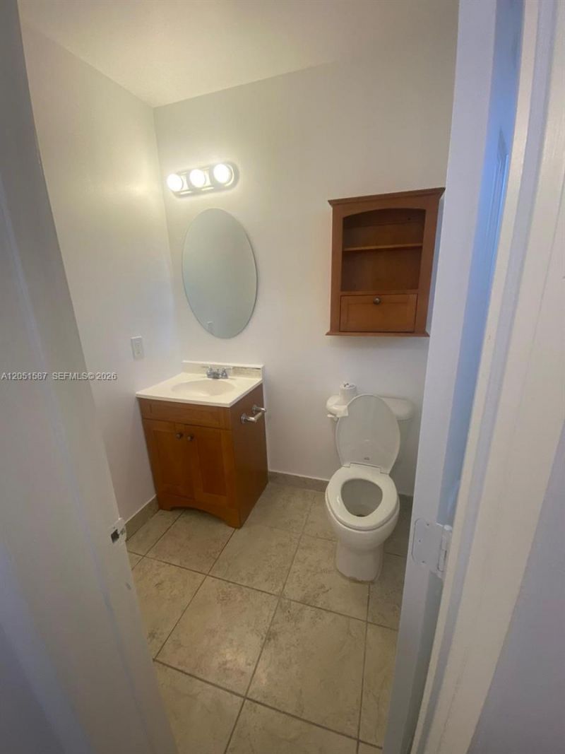 3173 Auburn Boulevard , Unit 202, Fort Lauderdale, FL 33312 Photo