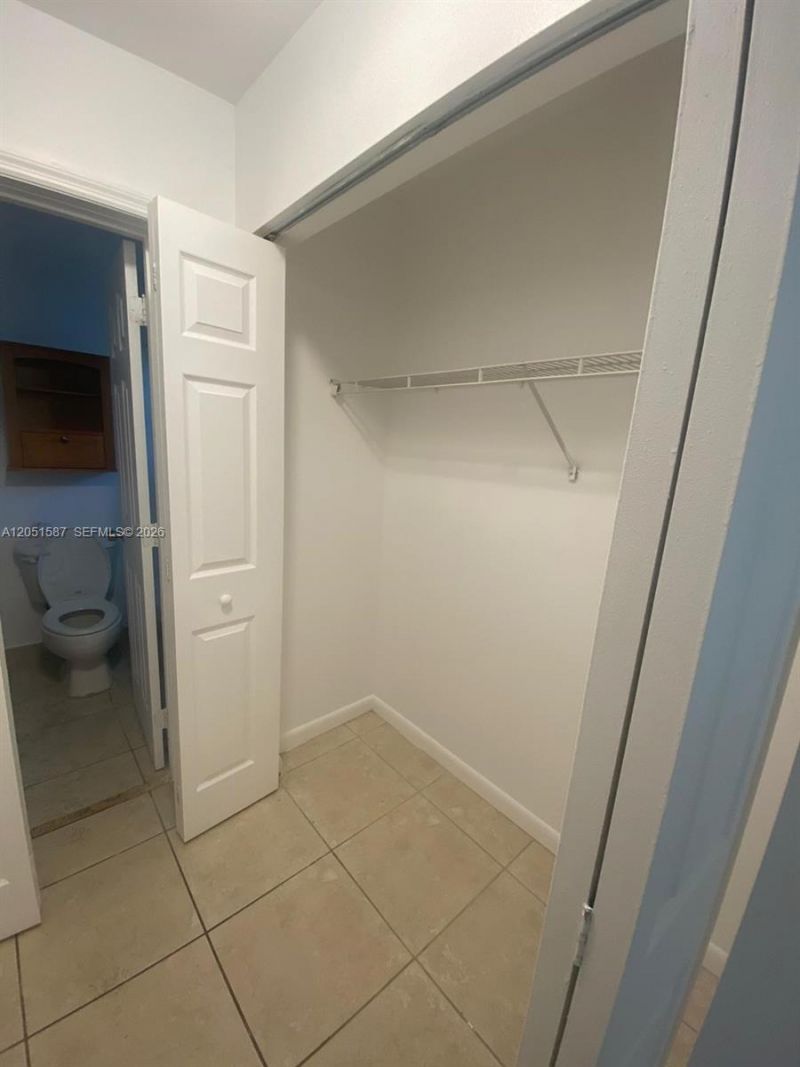 3173 Auburn Boulevard , Unit 202, Fort Lauderdale, FL 33312 Photo