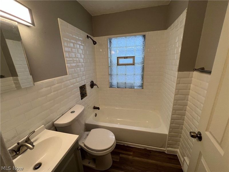 3679 E 105th Street, Cleveland, OH 44105 Photo 16