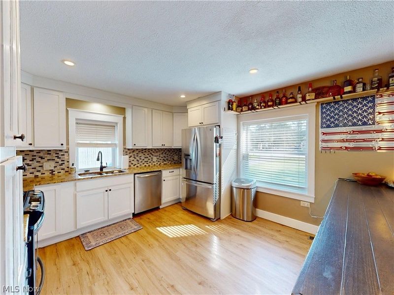 12233 Woodiebrook Road, Chardon, OH 44024 Photo 7