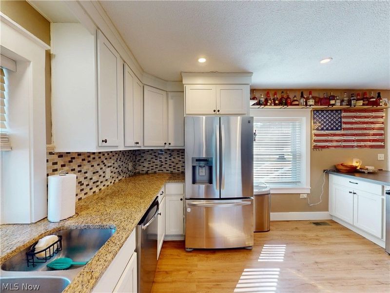 12233 Woodiebrook Road, Chardon, OH 44024 Photo 8