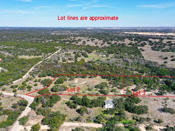 240 Pecan BR, Florence, TX 76527