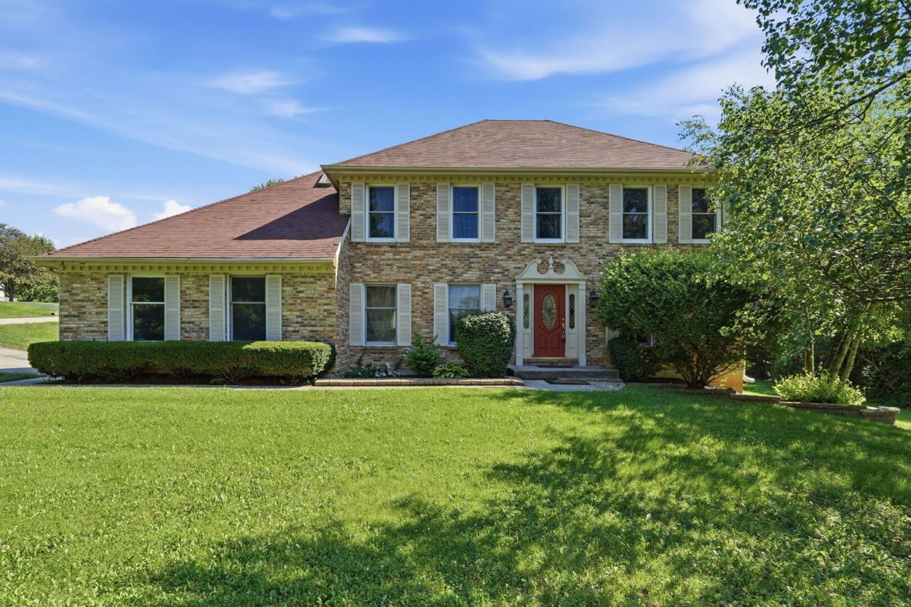 5n861 Harvest Court, Saint Charles, IL 60174 Main Photo