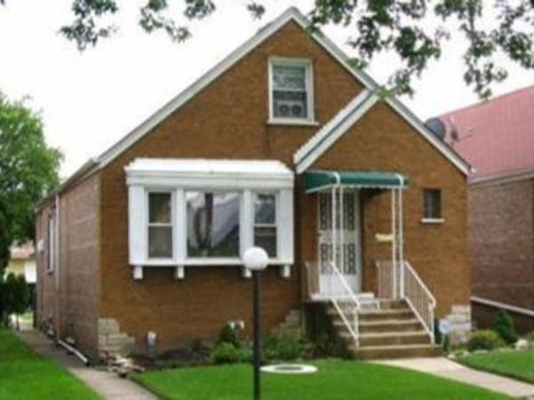 9023 S Cornell Avenue, Chicago, IL 60617