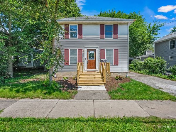 737 Blaine Street , Batavia, IL 60510