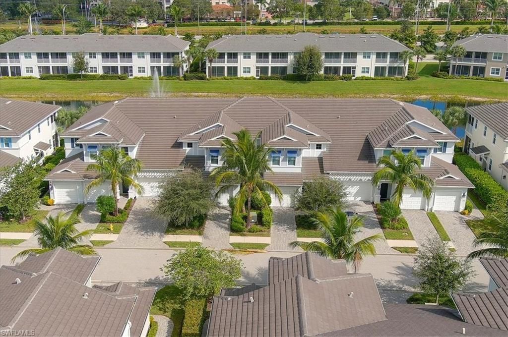 6954 Avalon Cir , Unit 703, Naples, FL 34112 Photo