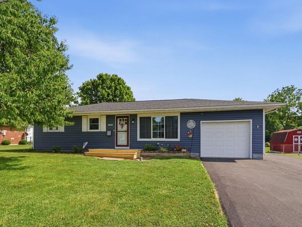 2941 Sun Valley Drive, Springfield, OH 45505