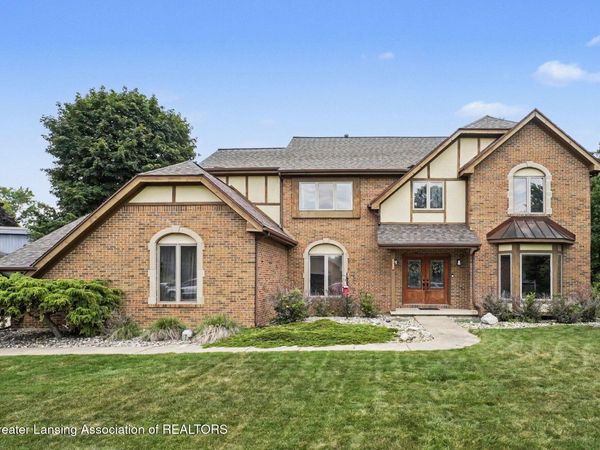 4914 Malpaso , Lansing, MI 48917