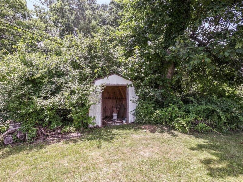 2289 Gardendale Drive , Columbus, OH 43219 Photo 41
