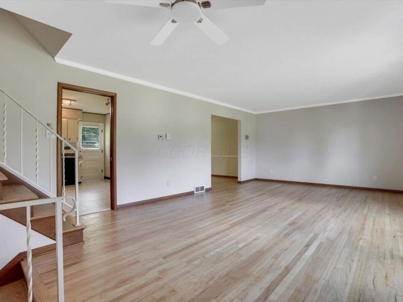 2289 Gardendale Drive , Columbus, OH 43219 Photo 7