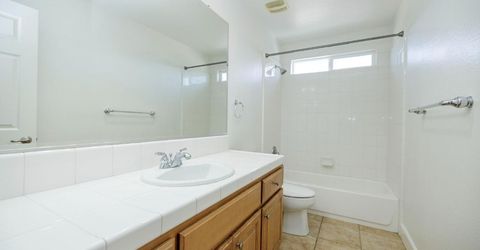 2049 Baluchi Way, Oakdale, CA 95361 Photo
