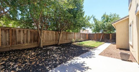 2049 Baluchi Way, Oakdale, CA 95361 Photo