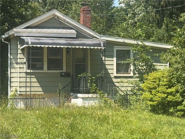 1561 Simcoe Avenue, Akron, OH 44305