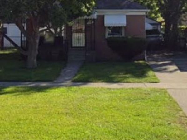 17386 Hoover Street , Detroit, MI 48205