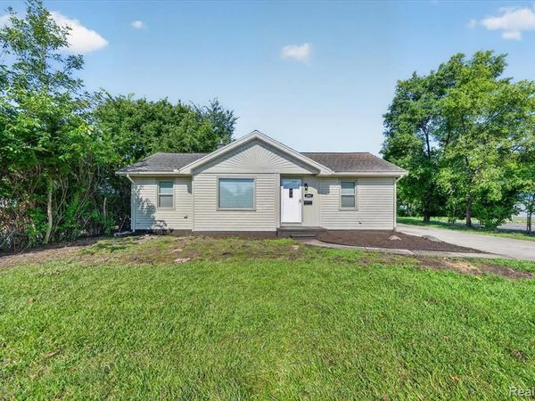 2061 Inkster Road, Garden City, MI 48135
