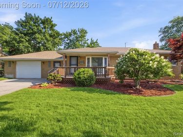 23327 Whitley Drive, Clinton Twp, MI 48035