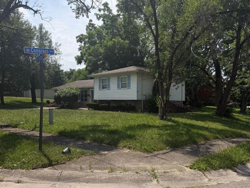 1207 Terry Court, Lincoln Heights, OH 45215 Photo 3