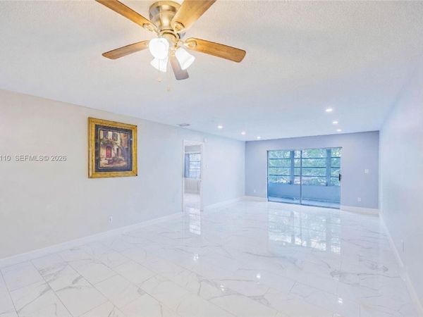8100 SW 24th St , Unit 309, North Lauderdale, FL 33068