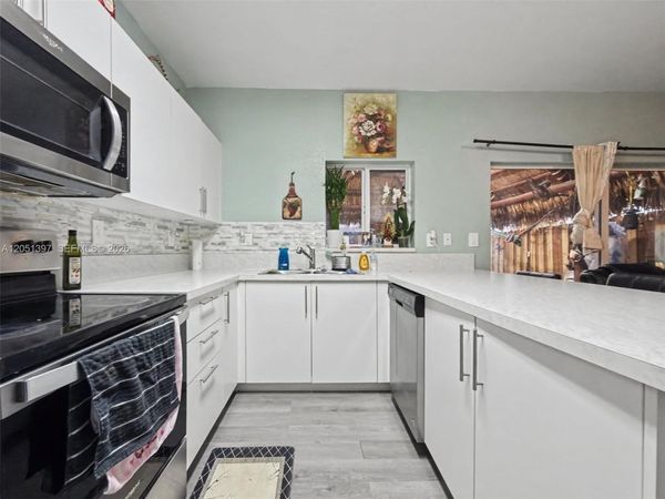 396 NW 12th Pl , Florida City, FL 33034
