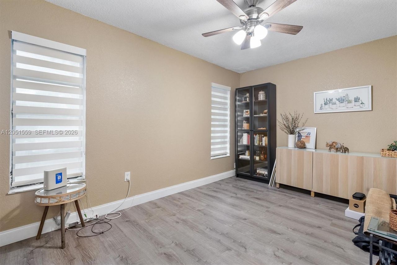 1581 NW 98th Way , Unit 1581, Pembroke Pines, FL 33024 Photo