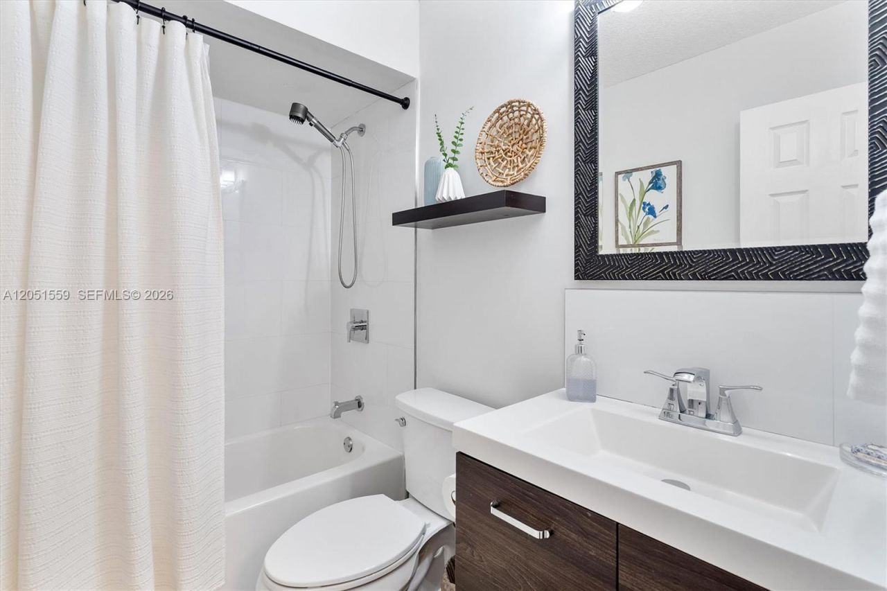 1581 NW 98th Way , Unit 1581, Pembroke Pines, FL 33024 Photo