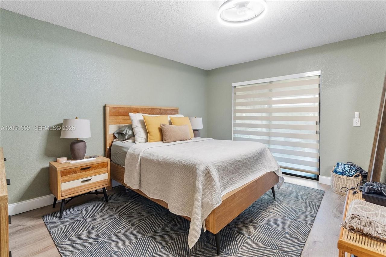 1581 NW 98th Way , Unit 1581, Pembroke Pines, FL 33024 Photo