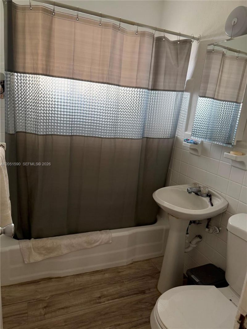 7800 Byron Ave, Miami Beach, FL 33141 Photo