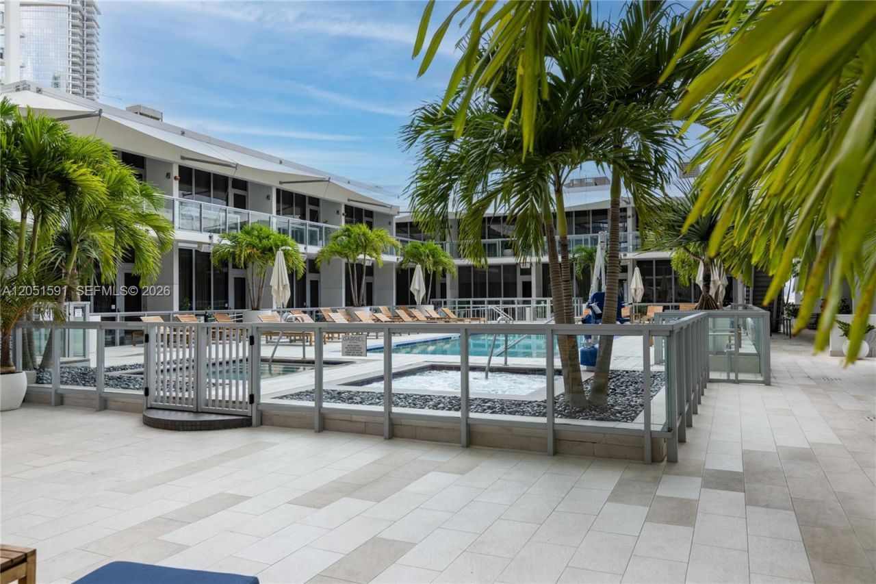 1100 Biscayne Blvd , Unit 2706, Miami, FL 33132 Photo