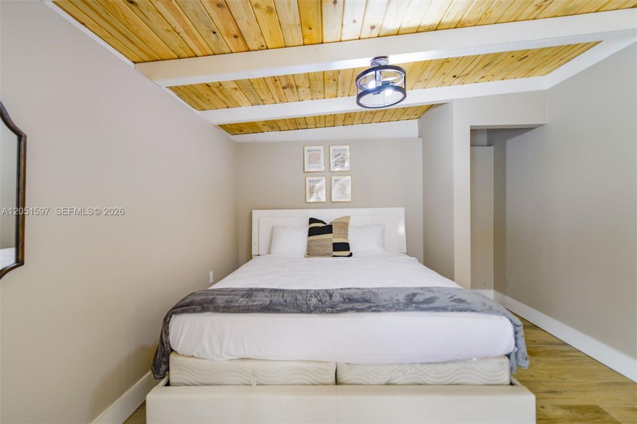 2443 Tortugas Ln , Fort Lauderdale, FL 33312 Photo
