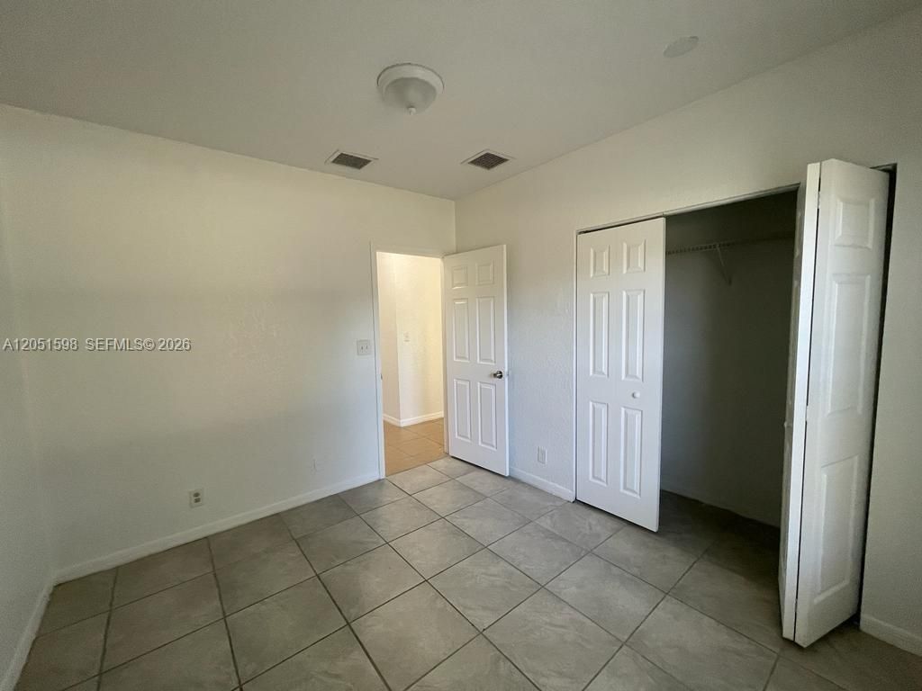 2730 NW 11th St , Fort Lauderdale, FL 33311 Photo