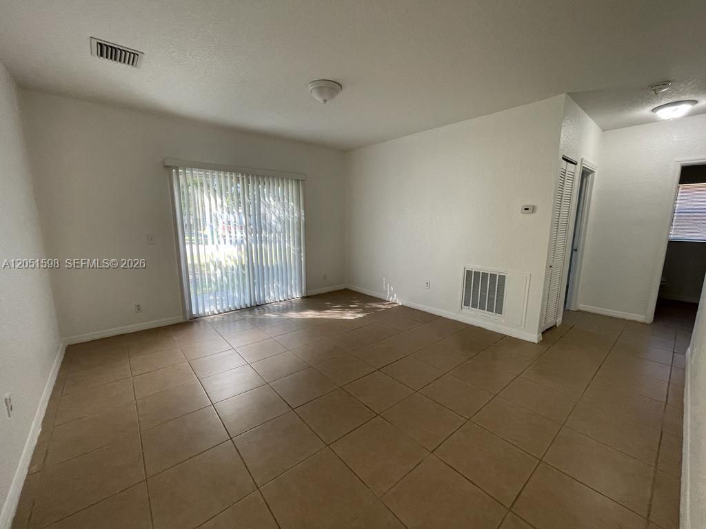 2730 NW 11th St , Fort Lauderdale, FL 33311 Photo