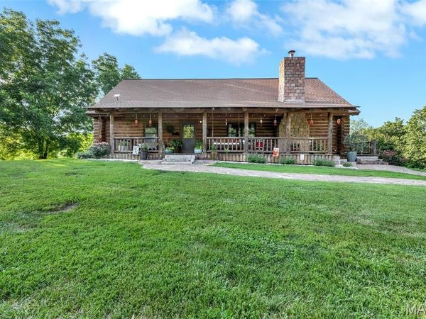 1981 Kk Road , Waterloo, IL 62298