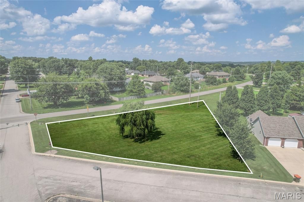 Tbd Quail Valley Circle, Lebanon, MO 65536 Main Photo