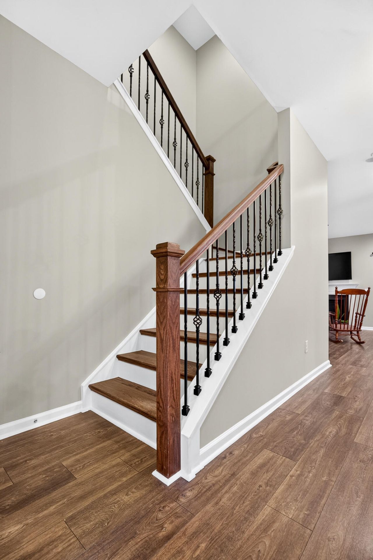 504 Tarleton Drive Photo 16