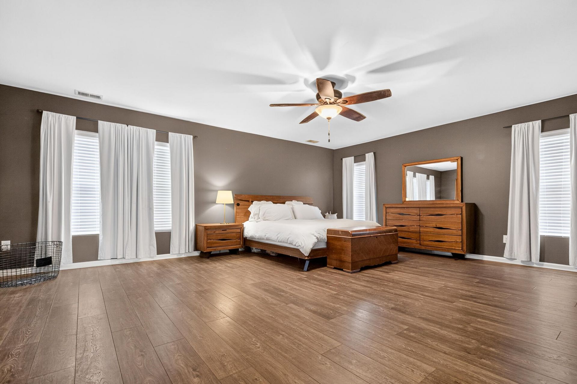 504 Tarleton Drive Photo 36