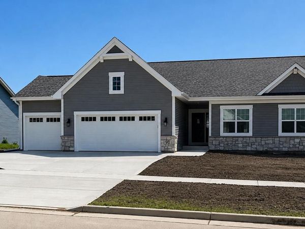 91 York STREET, Unit Lt2, Union Grove, WI 53182