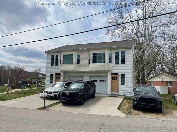 104 Sunnybrook Drive, Hurricane, WV 25526