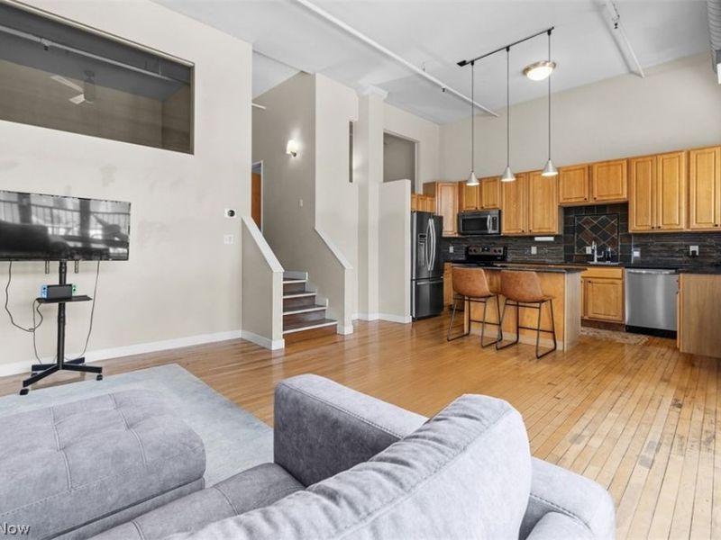 1951 W 26th Street, Unit 205, Cleveland, OH 44113 Photo 6