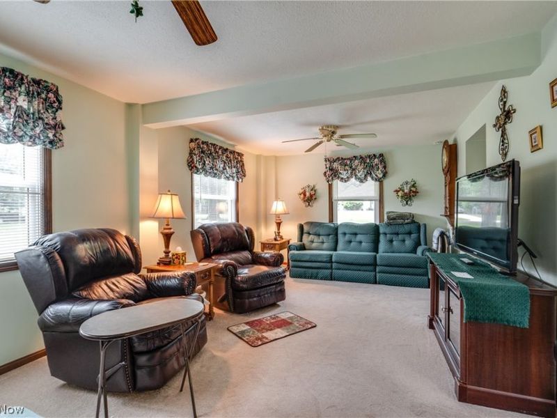 1183 Aberth Drive , Akron, OH 44320 Photo 10