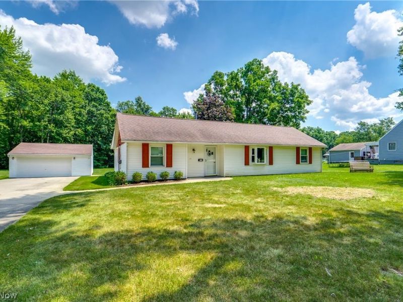 1183 Aberth Drive , Akron, OH 44320 Photo 2