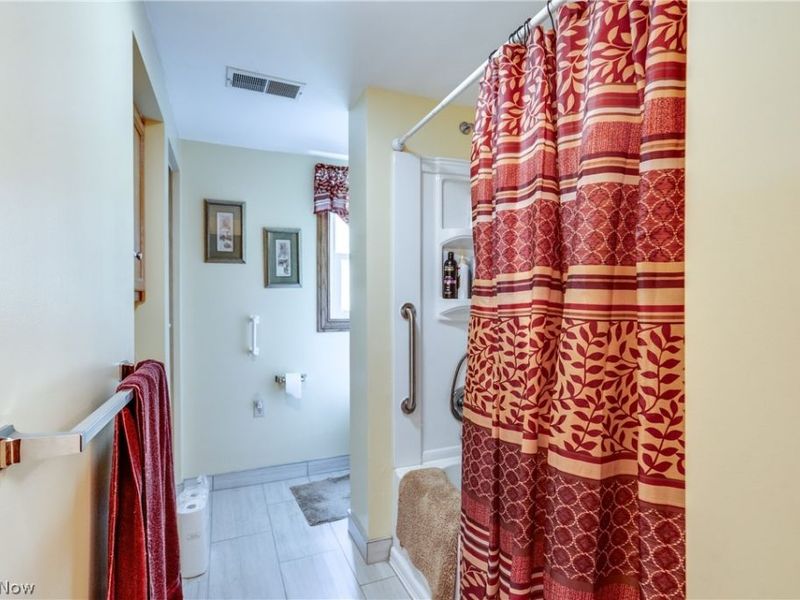 1183 Aberth Drive , Akron, OH 44320 Photo 22